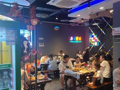 -老街烧烤大排档·地道湖北菜·龙虾馆(汉口火车站店)