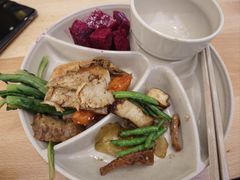 -素满香·全民食养自助(长宁龙之梦店)