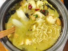 -周鱼小馆石锅酸菜鱼(活力汇店)