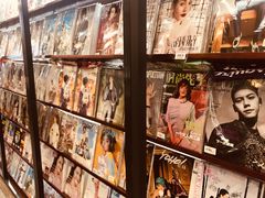 -新华书店(泉城路店)
