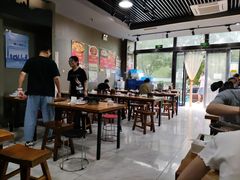 大堂-范贤光鸡公煲(平乐园总店)
