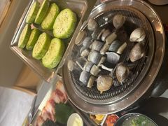 -围炉肉舍•炭烤活鳗•丹东海鲜烤肉(步行街店)