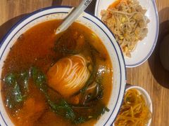 -陇上秦轩西安biangbiang面(EFC欧美金融商业城店)