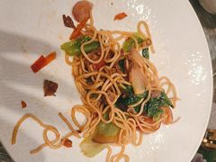 -娜仁图雅蒙古美食村(33小镇店)