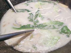 -陈大锅·岳阳鱼馆·地道岳阳菜(美食街店)