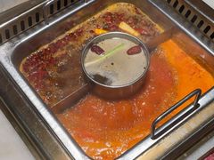 -巴渝瓦肆重庆鲜火锅(宝龙环湖店)