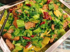 青菜牛肉-去吃小龙虾·江湖菜·烧烤(南滨路店)