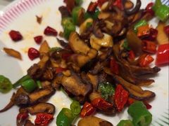 -清真·卡德尔大叔新疆主题餐厅(龙汇路店)