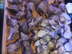 -鸣记脆皮烤鱼·海鲜烤鱼(三八广场店)