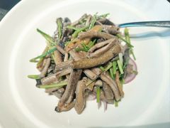 白烧胡椒鳝丝-海味·悦外滩中餐厅(上海宝龙丽筠酒店)