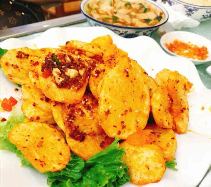 伊阑泽大循化餐厅(平安店)-"因为第二天要登机,就住在海东离机场近点.