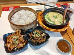 -馋三尺蟹粉小笼(人民广场店)