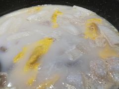野生竹荪-煲宫猪肚鸡(昆山金鹰国际购物中心店)