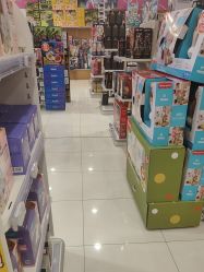 -孩子王(綦江万达店)