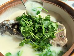 招牌砂锅鱼头王-风味小馆(天目湖宾馆店)