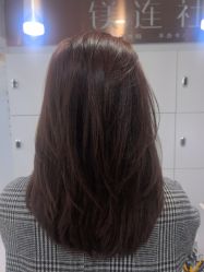-镁连社·美联社