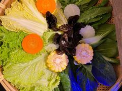 蔬菜拼盘-尚尚仙·酸汤猪手·猪肚鸡火锅(华联万柳购物中心店)