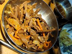 酱汁和牛舌小菜-老炉家木炭烤肉(长江国际店)