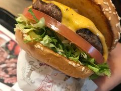 -The Habit Burger Grill 哈比特汉堡(复兴soho店)