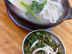 -贵州沾水米线(学田湾店)