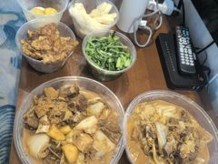 -粘豆包柴火铁锅炖