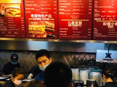 -The Habit Burger Grill 哈比特汉堡(爱琴海店)