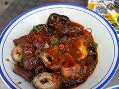 招牌三宝面-亞婆井·劲抽面食(铂顿城店)