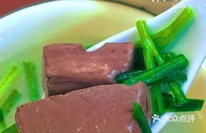 Leek Duck Blood Soup