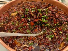 麻辣嘎鱼锅-弘雅饭店