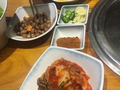 -唯成•韩国炭火烤肉 유성고기