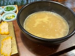-银米·云南传统过桥米线(双廊黑金冠店)