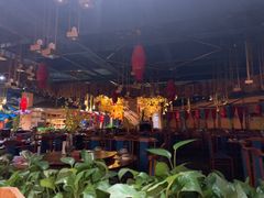 -老滇山寨•云南特色菜•地方菜•民族风情歌舞表演(金碧店)