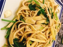 -八两八金·莱芜特色炒鸡(市南漳浦路店)