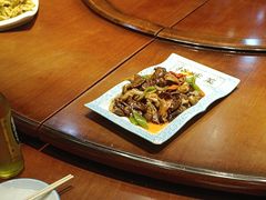 -老码头黑皮肘子锅包肉(赣水路店)