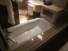 -广州白云机场雅高铂尔曼大酒店