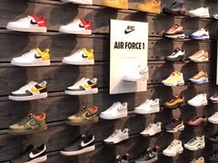 -ABC MART(心斎橋店)