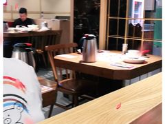 大堂-辣得叫湘菜(四明店)