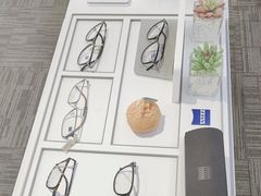 -浮光眼镜·蔡司视觉合作·数字验配中心(陆家嘴店)