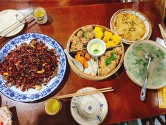 -黄桷树曹家私房菜(江与城店)