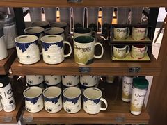 自助调料区-星巴克臻选(成都宽窄巷子店)