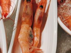 -雍容荟帝王蟹活龙虾展台自助(IFS黑金店)