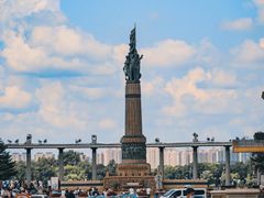 -人民防洪胜利纪念塔