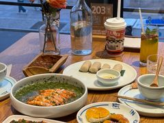 -一坐一忘云南菜(嘉里中心店)