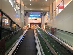 -港澳广场购物中心