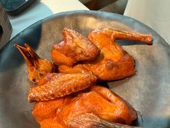 脆炸乳鸽-荣小馆(安达仕店)