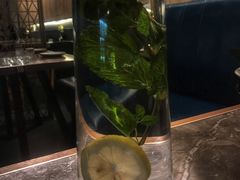 -稻鲜记潮汕砂锅粥