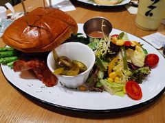 -HELLO 27 意面·沙拉·帕尼尼