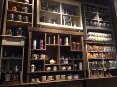 星巴克(沙面店)-星巴克臻选(广州沙面店)