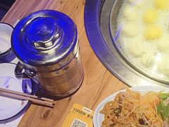 -山里屯铁锅炖·东北菜(康桥店)