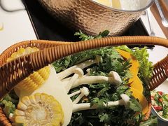 -椰子湾·海南火锅·糟粕醋·椰子鸡(正大广场店)